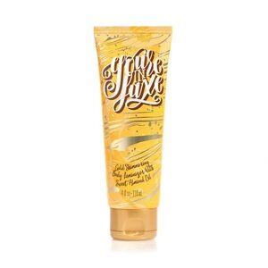 ❣️SALE❣️Perfectly Posh~You’re in Luxe~Gold shimmering body  Luminizer~New/Sealed